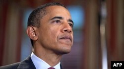 Barak Obama 2001-ci il 11 sentyabr terror aksiyalarının 10-cu ildünümünü həyatını itirən insanların xatirəsini yad etməklə qeyd edir