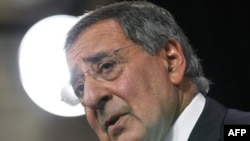 Leon Panetta Yaponiyada Amerika əsgərləri qarşısında çıxış edib