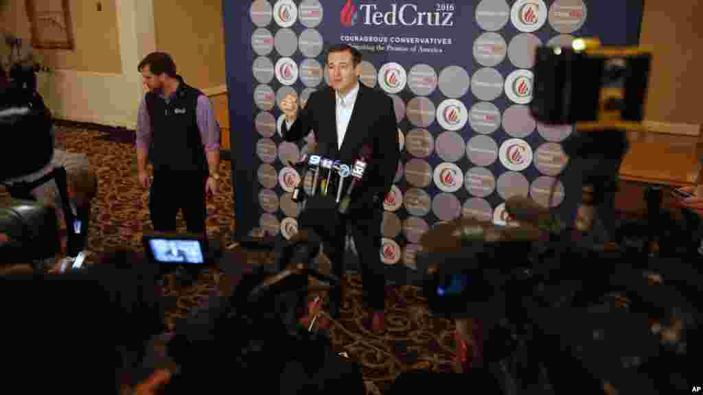 Le sénateur du Texas, Ted Cruz, candidat aux primaires républicaines, donne une conférence de presse un jour avant les élections, Miami,14 mars 2016.