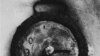 一枚手表的时间停在广岛原子弹爆炸的时刻，1945年8月6日早上 8:15分
