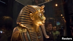 Mặt nạ của Vua Tutankhamun được trưng bày tại Viện Bảo tàng Ai Cập ở Cairo, ngày 24 tháng 1, 2015. 