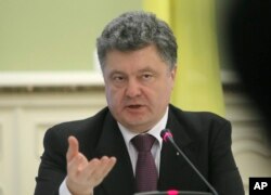 FILE - Ukrainian President Petro Poroshenko
