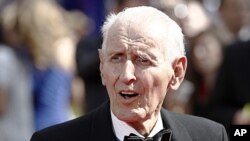 Dr. Jack Kevorkian arrives at the 62nd Primetime Emmy Awards in Los Angeles, August 29, 2010 (file photo).