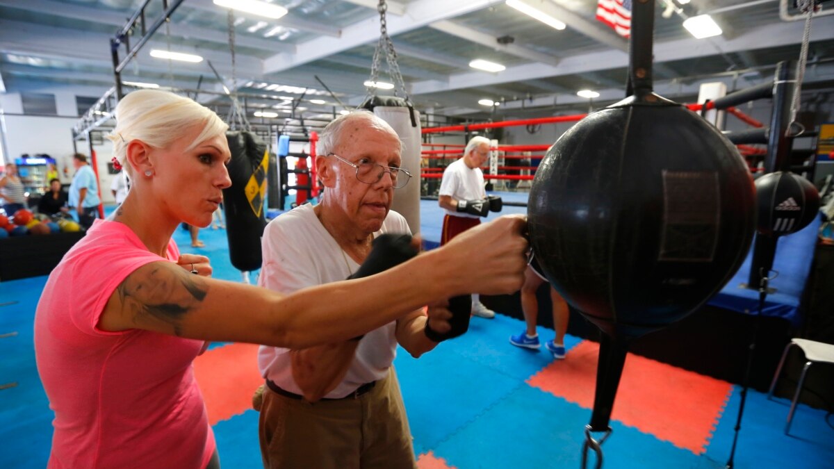 Boxing Program Helps People With Parkinson's Disease