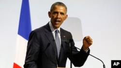 30일 프랑스 파리에서 열린 유엔 기후변화협약 당사국총회에서 바락 오바마 미국 대통령이 연설하고 있다.
