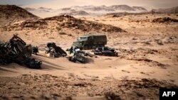 Kendaraan militer Maroko tampak melakukan patroli di Sahara Barat yang disengketakan (foto: dok). 