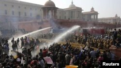 india / rape / protest / police