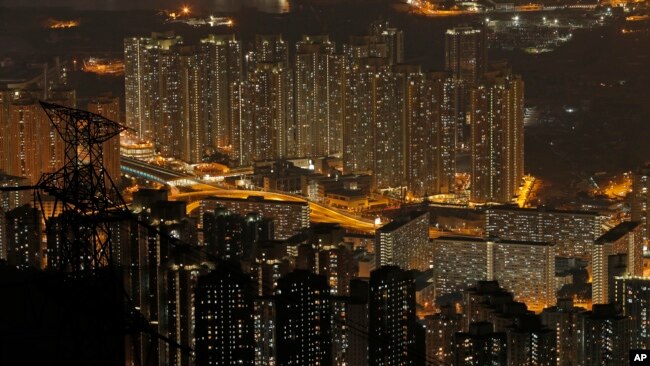 Hồng Kông về đêm, 1/4/2017.