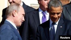 Vladimir Putin, presidente de Rusia (izq.), y el presidente estadounidense Barack Obama, viven el momento más tenso en sus relaciones diplomáticas.