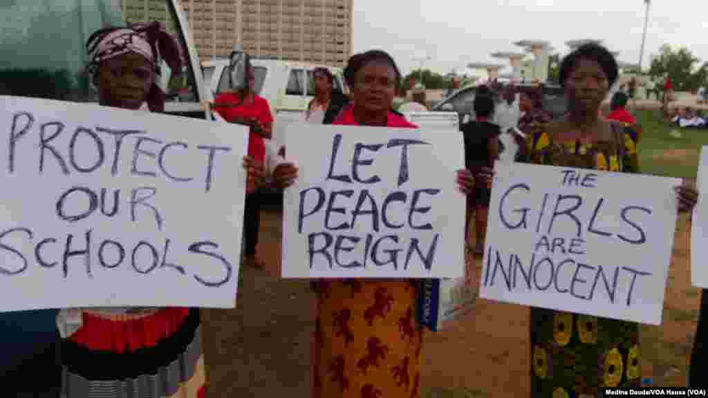 Another set of protesting women at the Unity Fountain in Abuja.