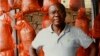 Tsengue Tsengue, l’homme qui produit des champignons à Brazzaville
