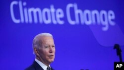 Prezidan Joe Biden pwononse yon diskou nan ouveti konferans COP26 Nasyonzini an sou chanjman klimatik nan vil Glasgow, peyi L'Ekos, Lendi 1 Nov. 2021.