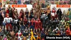 Mainan action figure buruan para kolektor di San Diego Comic Con International (Dok: VOA)