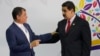 Archivo. El entonces presidente de Ecuador, Rafael Correa, (izq.) y el presidente de Venezuela, Nicolás Maduro, hablan durante la inauguración de la XVII Cumbre del Movimiento de Países No Alineados en Porlamar, Isla de Margarita, Venezuela, septiembre 2016.