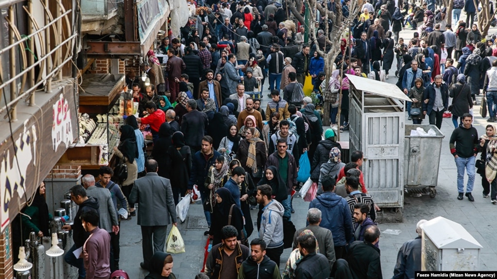 هشدار اقتصاددانان درباره فقر ۴۰ میلیونی؛ بدون جنگ هم تورم کاهش نمی‌یابد