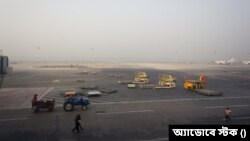 ঢাকা শাহজালাল আন্তর্জাতিক বিমানবন্দরের টার্মিনাল। (ছবি- অ্যাডোবে স্টক) 
