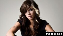 Singer/Songwriter Christina Perry. 