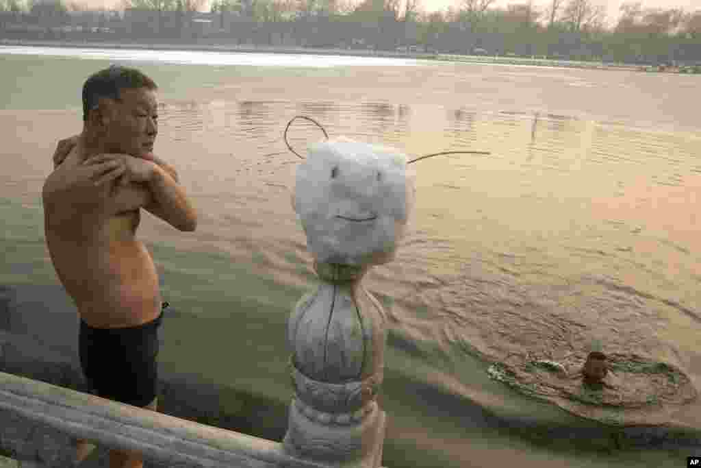 دریاچه‌ای در فصل سرما در چین 