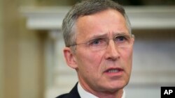 NATO Secretary General Jens Stoltenberg speaks during his meeting with President Barack Obama in the Oval Office of the White House in Washington, April 4, 2016. Stoltenberg told VOA's Serbian Service that the alliance was preparing to step up its response to Islamic State and a more assertive Russia responsible for aggressive actions in Ukraine.