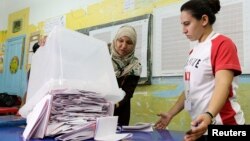 Prebrojavanje glasova na parlamentarnim izborima u Tunisu