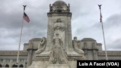 Estatua de Cristóbal Colón en Washington, D.C. (Foto: Luis A. Facal/VOA).