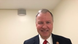 众议院军委会战备小组少数党领导人兰伯恩(Doug Lamborn) （美国之音黎堡摄）