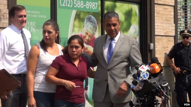 Guatemalan mother Yeni Gonzalez who was reunited with her children in New York City with the help of Immigrant Families Together. (C. Mendoza/VOA)