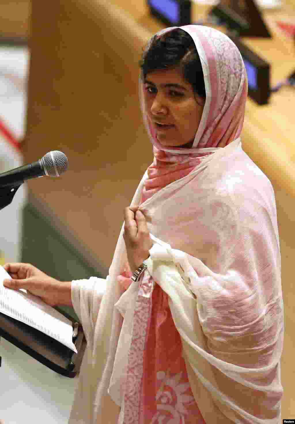 &nbsp;پاکستانی طالبہ ملالہ یوسفزئی کی 12 جولائی کو سولہویں سالگرہ کے موقع پر &rsquo;عالمی یوم ملالہ&lsquo; منایا گیا۔
