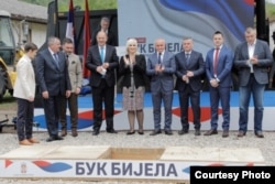 Delegacije Republike Srpske i Srbije postavili su kamen temeljac za gradnju hidroelektrane "Buk Bijela", prvu od tri koje će zajedno graditi na rijeci Drini, 17 maj 2021. (Izvor: Vlada Srbije)