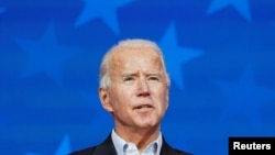 អតីតប្រធានាធិបតីលោក Joe Biden បេក្ខជនប្រធានាធិបតីខាងគណបក្សប្រជាធិបតេយ្យ ថ្លែងនៅក្នុងសន្និសីទសារព័ត៌មានមួយ នៅទីក្រុង Wilmington រដ្ឋ Delaware កាលពីថ្ងៃទី៥ ខែវិច្ឆិកា ឆ្នាំ២០២០។