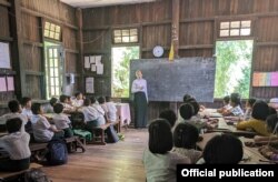 အေမရိကန္ Peace Corps ေစတနာ့့ဝန္ထမ္းမ်ား (သတင္းဓာတ္ပံု - Peace Corps Facebook)