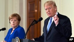 도널드 트럼프 미국 대통령과 앙겔라 메르켈 독일 총리가 27일 백악관에서 정상회담에 이어 공동기자회견을 열었다.