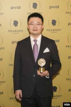 加拿大华裔导演李云翔（Leon Lee）2015年获得第74届美国广播电视文化成就奖(Benjamin Chasteen)