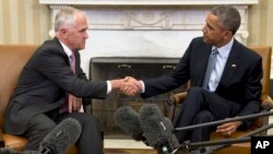 El primer encuentro entre el presidente Obama y el Primer Ministro australiano, Malcolm Turnbull, se produjo durante una reunión de la APEC en noviembre de 2015, en Filipinas.