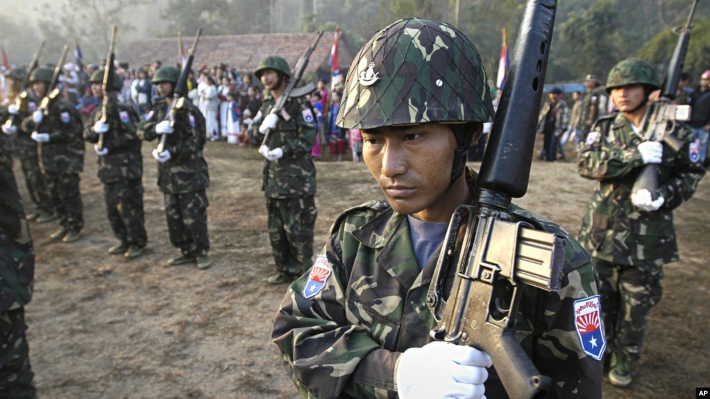 KNU ကရင္အမ်ိဳးသားအစည္းအရံုးလက္ေအာက္ခံ တပ္။