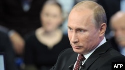 Putin i del në mbrojtje rezultatit të zgjedhjeve parlamentare