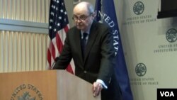 جیمز دوبنز، نماینده ویژه ایالات متحده امریکا برای افغانستان و پاکستان