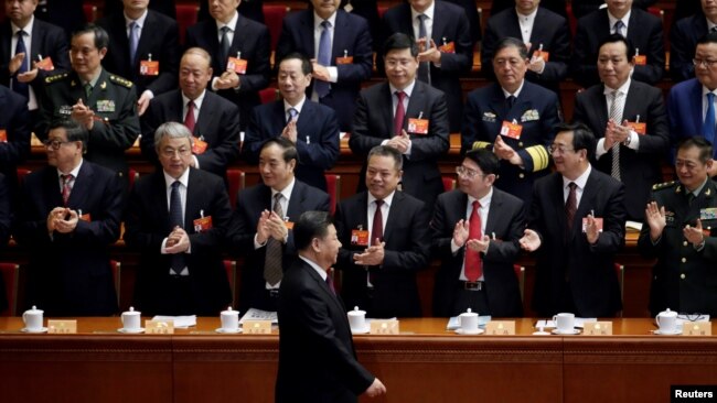 中国国家主席习近平2019年3月3日抵达北京人大会堂出席全国政协会议开幕式。