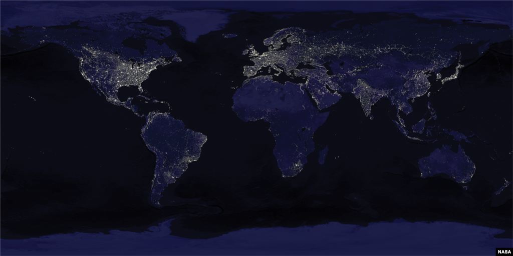 Banyak pencahayaan di dunia membuang-buang energi karena secara langsung bersinar ke arah antariksa seperti terlihat dalam gambar satelit gabungan. (NASA)