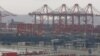 Шанхайский порт блокировали водители грузовиков