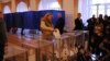 Cử tri Ukraine đi bỏ phiếu trong cuộc bầu cử Quốc hội 