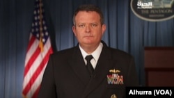 Juru bicara Pentagon Kapten Angkatan Laut Jeff Davis memberikan keterangan kepada media (foto: dok).