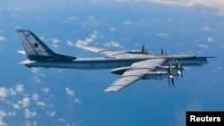 Российский турбовинтовой стратегический бомбардировщик-ракетоносец Ту-95, по кодификации НАТО: Bear — «Медведь» (архивное фото)