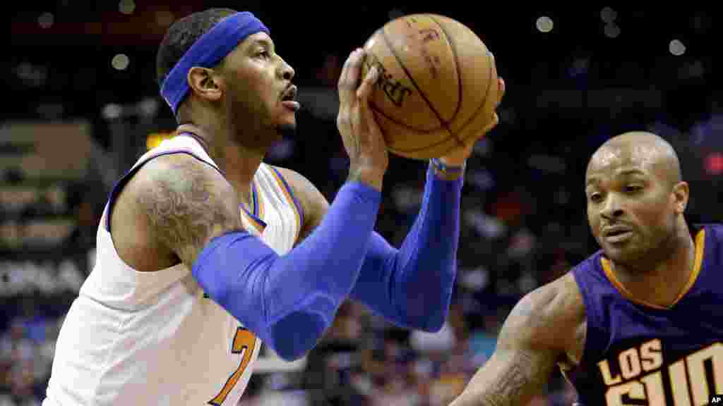 Les Newyork Knicks s'imposent face aux Phoenix Suns (128-97).