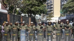 En Venezuela el gobierno ha utilizado las instituciones del país para bloquear en muchas ocasiones la libertad de prensa.
