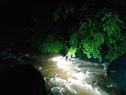 Tim menyusuri Sungai Sempor di Sleman yang menjadi lokasi kegiatan Pramuka. (Foto: BPBD DIY)