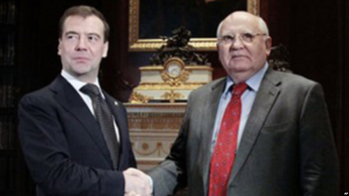 In what year did Gorbachev become president of the USSR In what year did Gorbachev become president of the USSR
