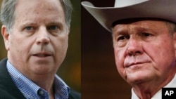 Los aspirantes Doug Jones y Roy Moore pelean este martes un puesto en el Senado estadounidense.