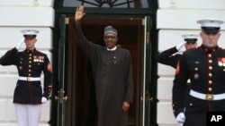 Shugaba Muhammadu Buhari na Najeriya a lokacin da yake shiga fadar White House a Washington, Alhamis, 31 Maris, 2016