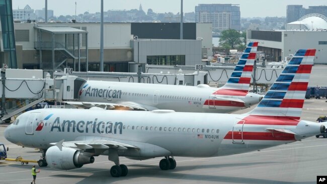 Máy bay của American Airlines.